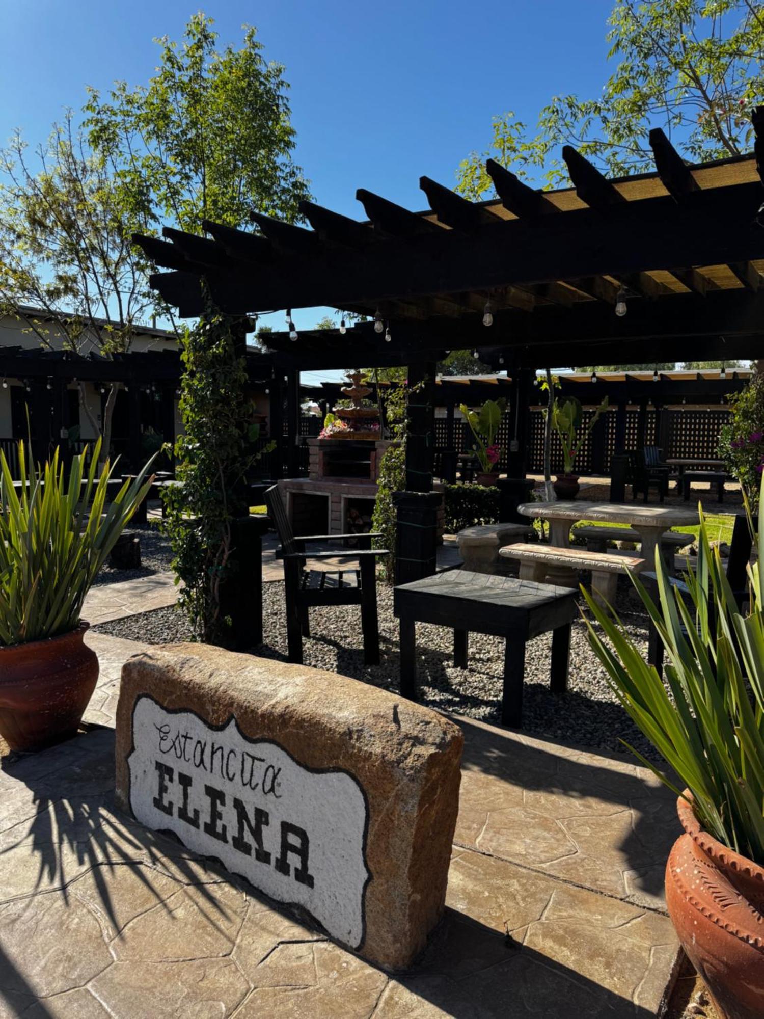 Estancita Elena Hotel Valle de Guadalupe Exterior foto